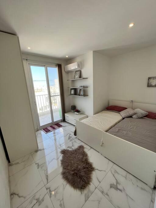 2 Bedroom Apartment In Msida, Malta Esterno foto