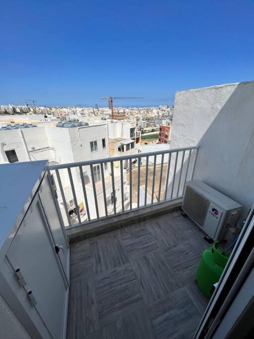 2 Bedroom Apartment In Msida, Malta Esterno foto